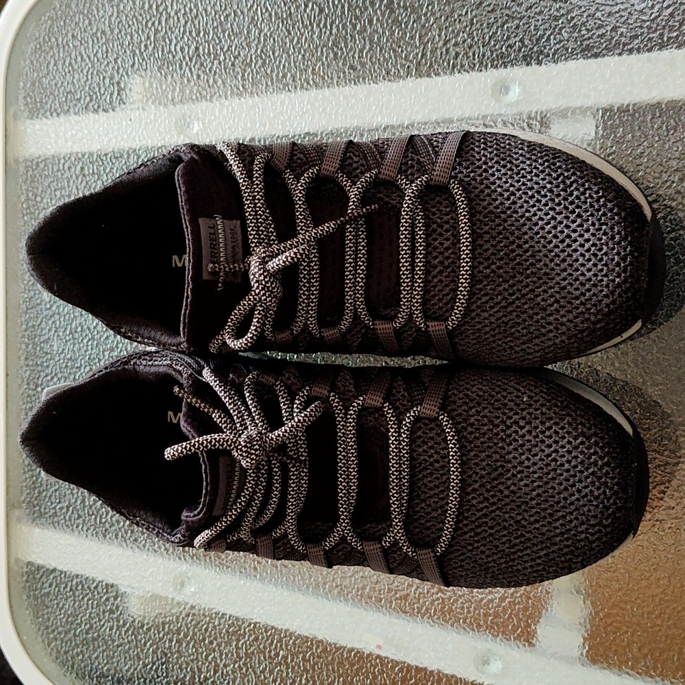 Merrell Women's Sneakers - 10 Wide - EUC - Picture 1 of 10